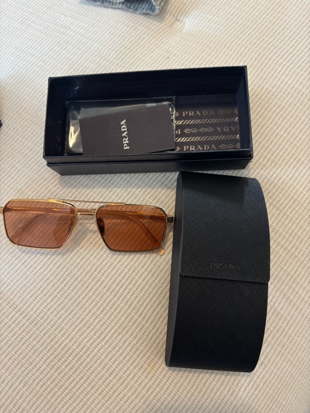 Prada gold-frame sunglasses with pink lenses - Picture 4 of 6